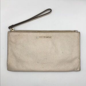 Michael Kors Leather Logo Zip Wallet